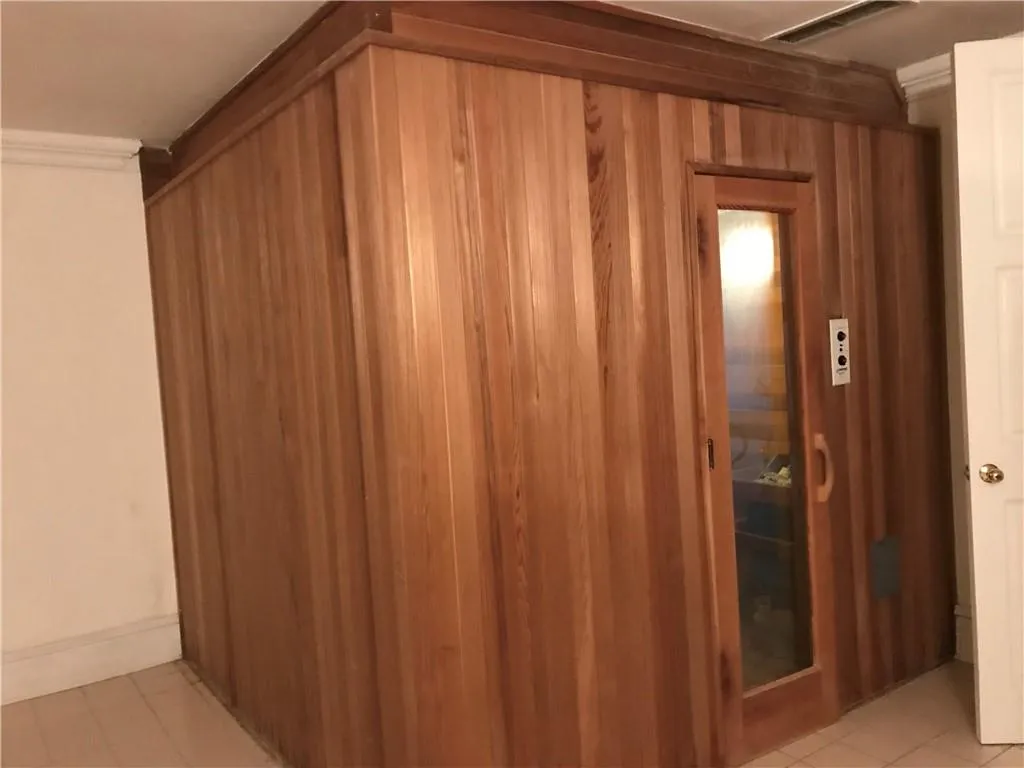 305 Wilderlake Court, Sandy Springs, Georgia 30328, 8 Bedrooms Bedrooms, ,6 BathroomsBathrooms,Residential,Sold,305 Wilderlake Court,6673773