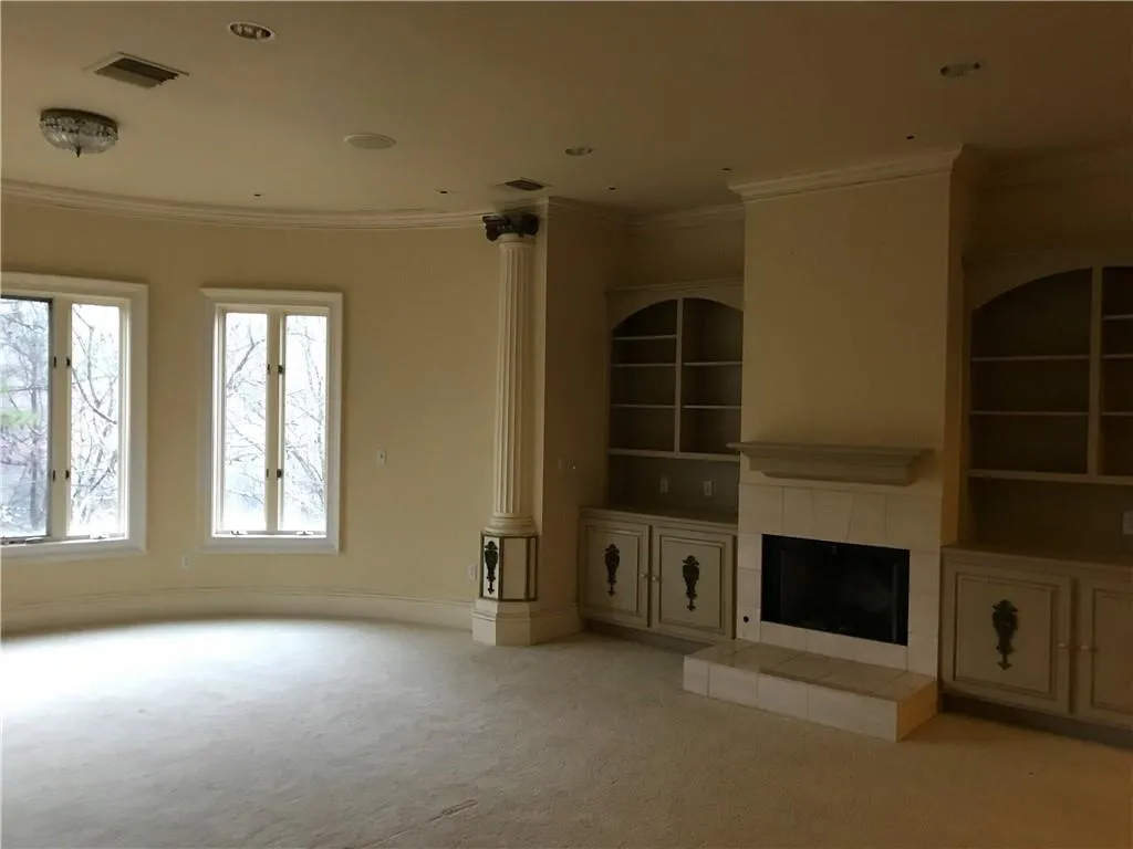 305 Wilderlake Court, Sandy Springs, Georgia 30328, 8 Bedrooms Bedrooms, ,6 BathroomsBathrooms,Residential,Sold,305 Wilderlake Court,6673773