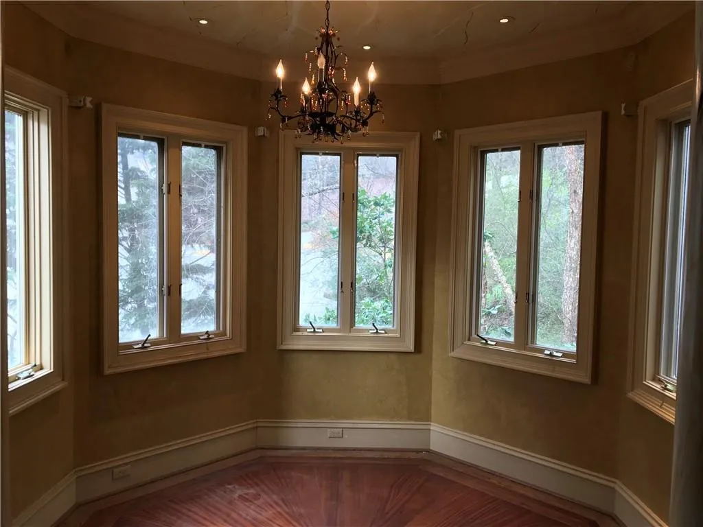 305 Wilderlake Court, Sandy Springs, Georgia 30328, 8 Bedrooms Bedrooms, ,6 BathroomsBathrooms,Residential,Sold,305 Wilderlake Court,6673773