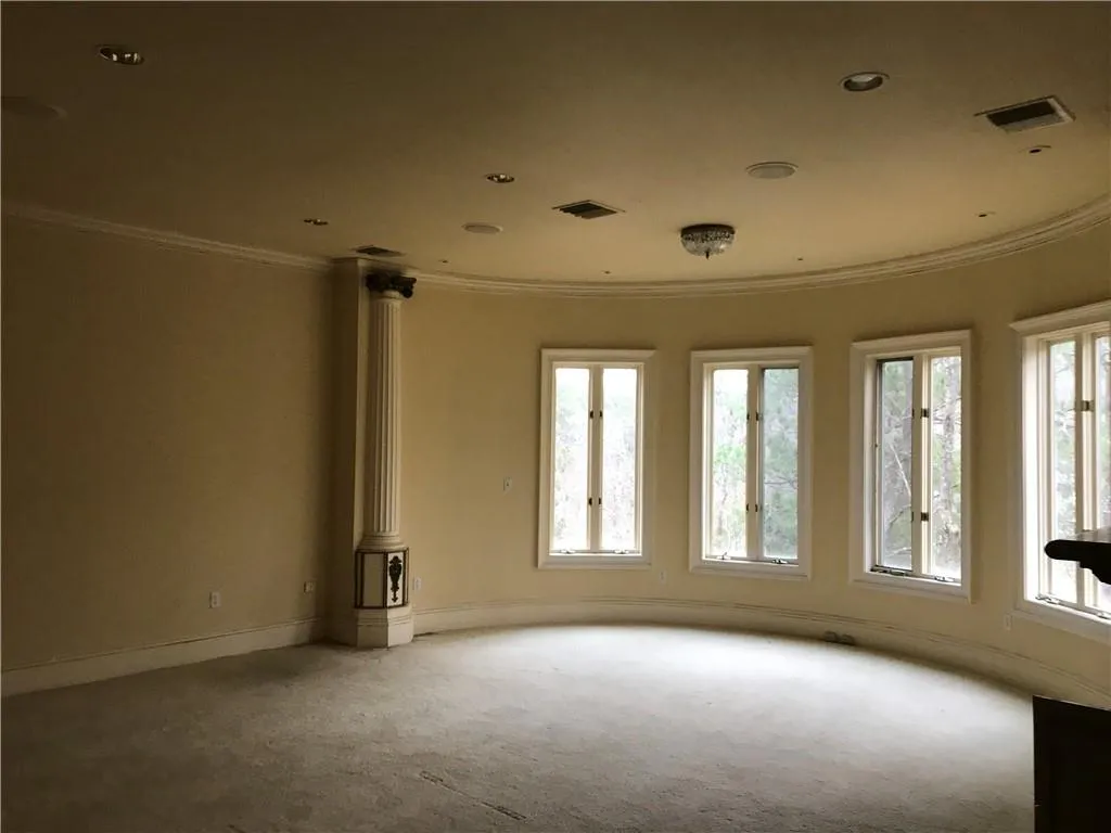 305 Wilderlake Court, Sandy Springs, Georgia 30328, 8 Bedrooms Bedrooms, ,6 BathroomsBathrooms,Residential,Sold,305 Wilderlake Court,6673773