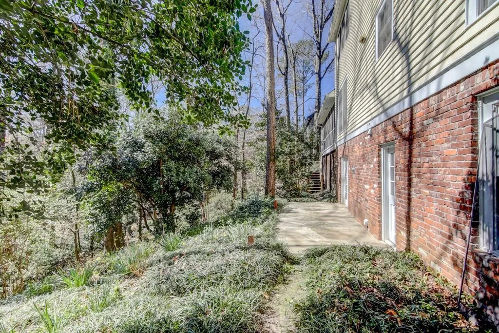 560 Tanacrest Circle, Atlanta, Georgia 30328, 6 Bedrooms Bedrooms, ,3 BathroomsBathrooms,Residential,Sold,560 Tanacrest Circle,6515894