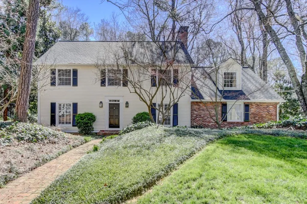 560 Tanacrest Circle, Atlanta, Georgia 30328, 6 Bedrooms Bedrooms, ,3 BathroomsBathrooms,Residential,Sold,560 Tanacrest Circle,6515894