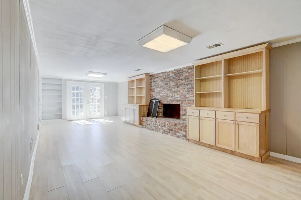 560 Tanacrest Circle, Atlanta, Georgia 30328, 6 Bedrooms Bedrooms, ,3 BathroomsBathrooms,Residential,Sold,560 Tanacrest Circle,6515894