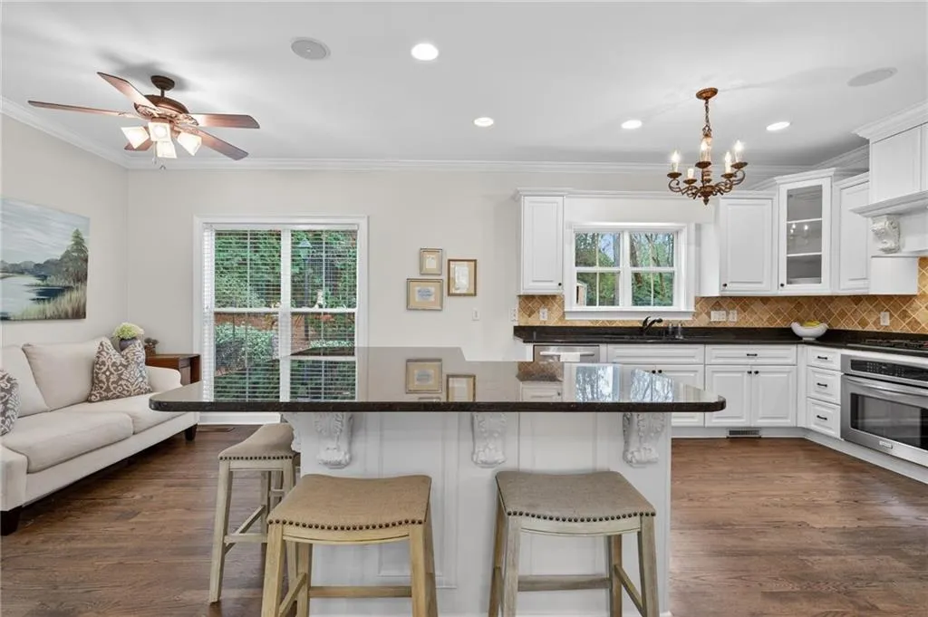 4735 Kitty Hawk Place, Atlanta, Georgia 30342, 3 Bedrooms Bedrooms, ,2 BathroomsBathrooms,Residential,Sold,4735 Kitty Hawk Place,7722386