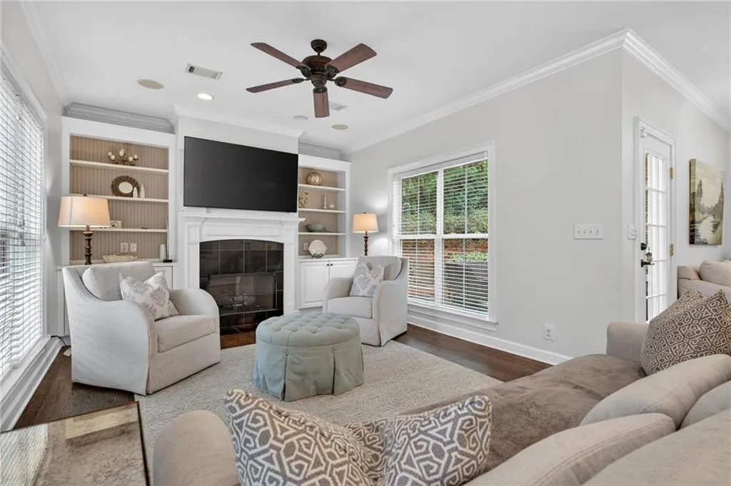 4735 Kitty Hawk Place, Atlanta, Georgia 30342, 3 Bedrooms Bedrooms, ,2 BathroomsBathrooms,Residential,Sold,4735 Kitty Hawk Place,7722386