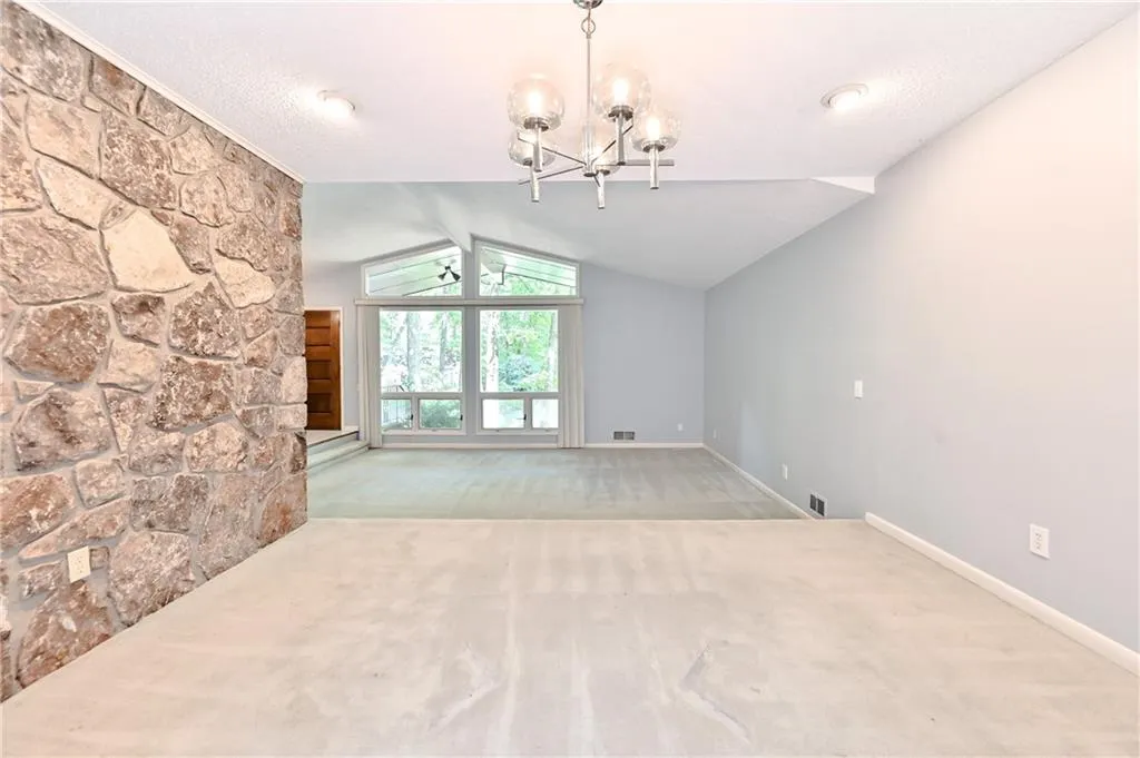 7270 Northgreen Drive, Sandy Springs, Georgia 30328, 4 Bedrooms Bedrooms, ,2 BathroomsBathrooms,Residential,Sold,7270 Northgreen Drive,6727841