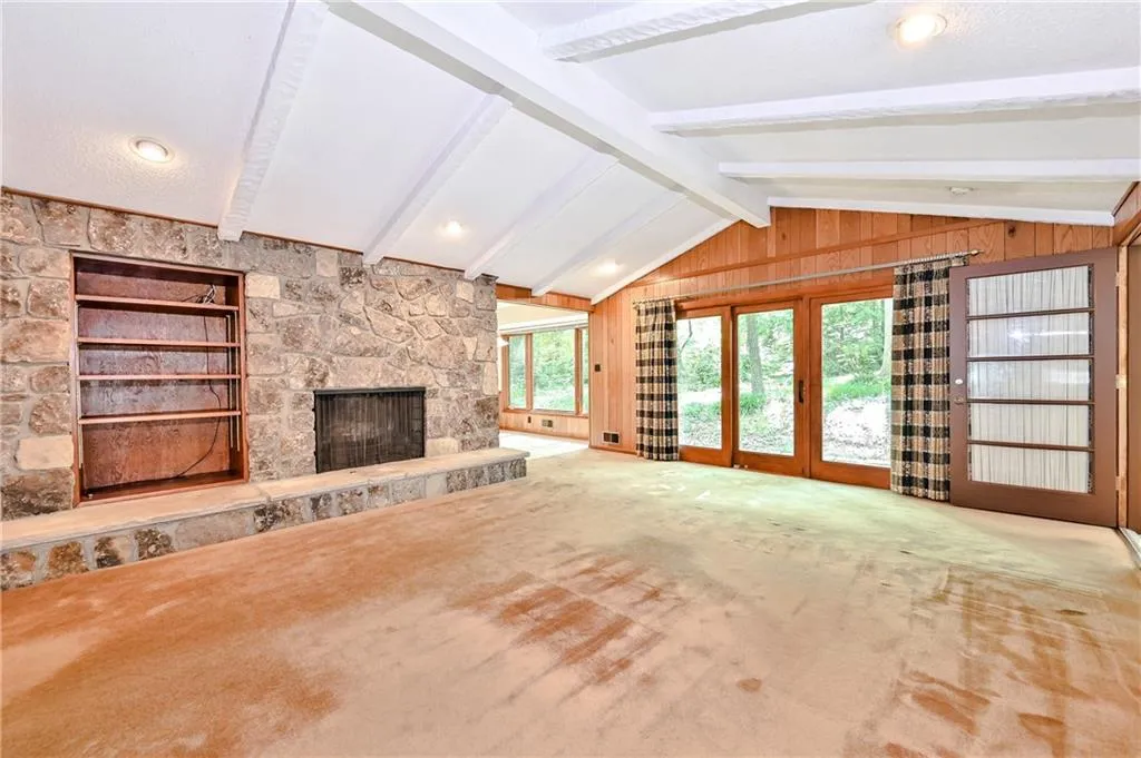 7270 Northgreen Drive, Sandy Springs, Georgia 30328, 4 Bedrooms Bedrooms, ,2 BathroomsBathrooms,Residential,Sold,7270 Northgreen Drive,6727841