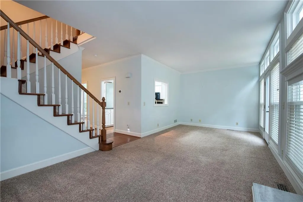 8695 Hope Mews Court, Sandy Springs, Georgia 30350, 2 Bedrooms Bedrooms, ,2 BathroomsBathrooms,Residential,Sold,8695 Hope Mews Court,6932103