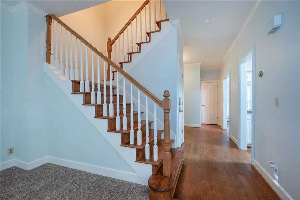 8695 Hope Mews Court, Sandy Springs, Georgia 30350, 2 Bedrooms Bedrooms, ,2 BathroomsBathrooms,Residential,Sold,8695 Hope Mews Court,6932103