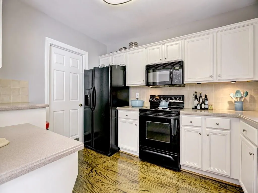 85 Mount Vernon Circle Unit 85, Atlanta, Georgia 30338, 2 Bedrooms Bedrooms, ,2 BathroomsBathrooms,Residential,Sold,85 Mount Vernon Circle Unit 85,5720430