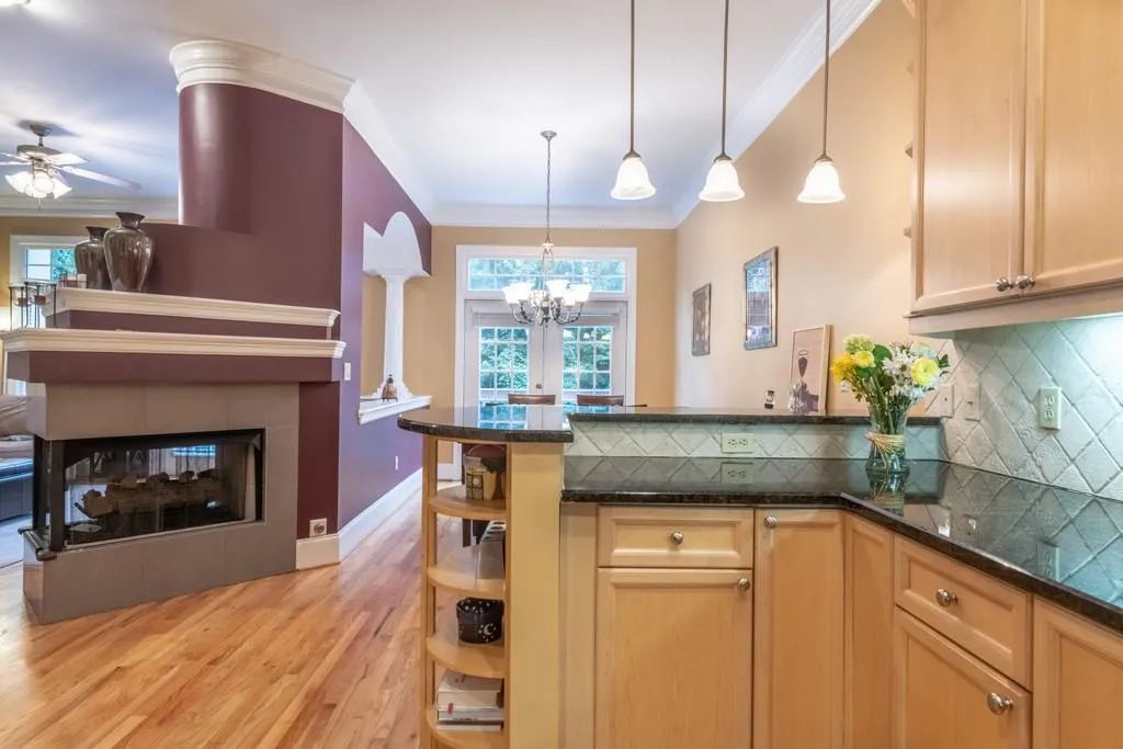 331 Carpenter Drive Unit 9, Atlanta, Georgia 30328, 2 Bedrooms Bedrooms, ,2 BathroomsBathrooms,Residential,Sold,331 Carpenter Drive Unit 9,6757811