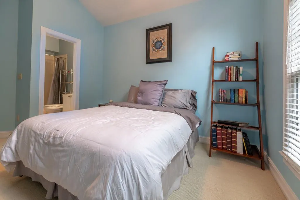 331 Carpenter Drive Unit 9, Atlanta, Georgia 30328, 2 Bedrooms Bedrooms, ,2 BathroomsBathrooms,Residential,Sold,331 Carpenter Drive Unit 9,6757811