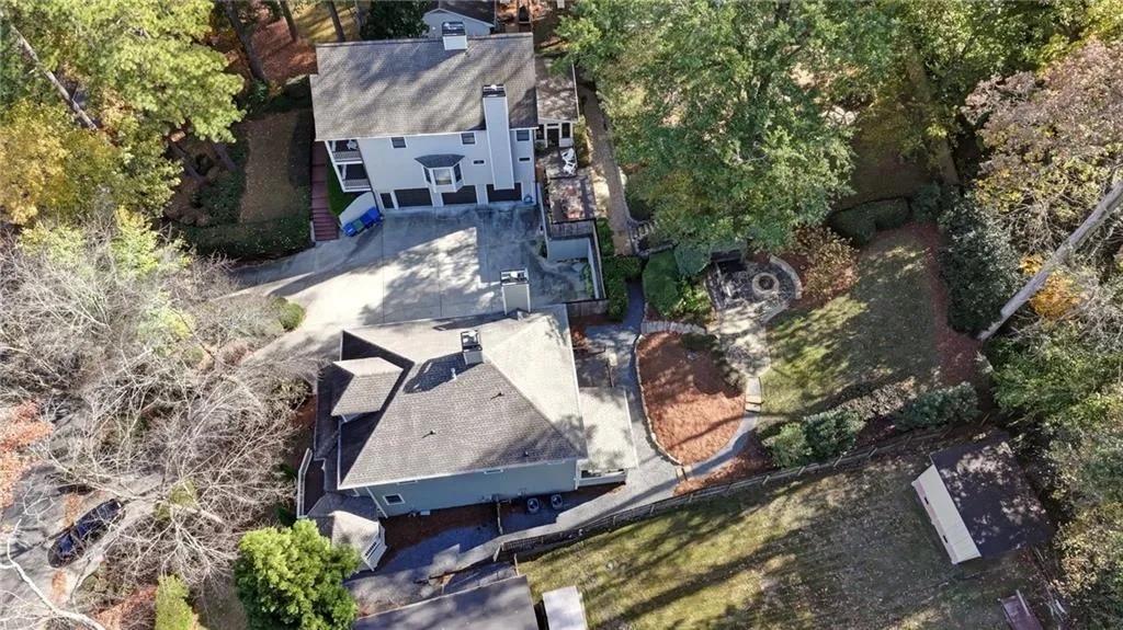 2588 Defoors Ferry Road Nw, Atlanta, Georgia 30318, 3 Bedrooms Bedrooms, ,2 BathroomsBathrooms,Residential,For Sale,2588 Defoors Ferry Road Nw,7679398