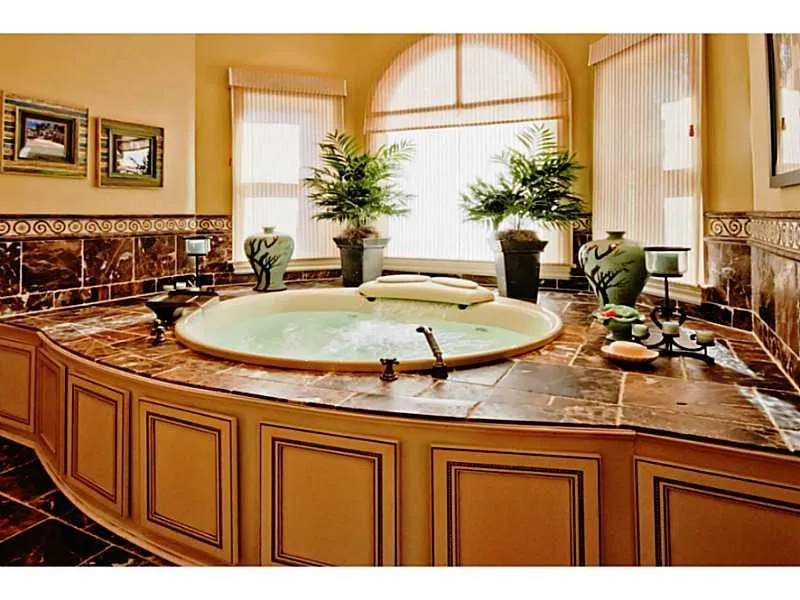 740 Riley Place, Atlanta, Georgia 30327, 6 Bedrooms Bedrooms, ,8 BathroomsBathrooms,Residential,Sold,740 Riley Place,5386327