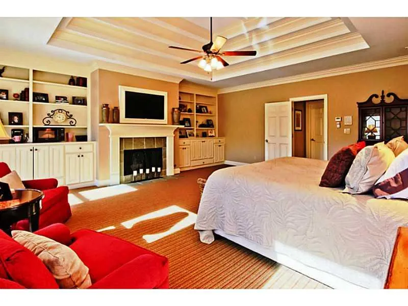 740 Riley Place, Atlanta, Georgia 30327, 6 Bedrooms Bedrooms, ,8 BathroomsBathrooms,Residential,Sold,740 Riley Place,5386327