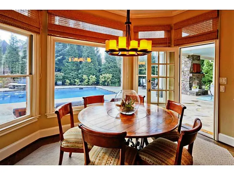 740 Riley Place, Atlanta, Georgia 30327, 6 Bedrooms Bedrooms, ,8 BathroomsBathrooms,Residential,Sold,740 Riley Place,5386327