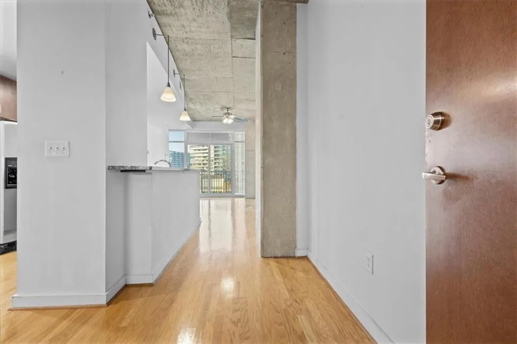 250 Pharr Road Ne Unit 1306, Atlanta, Georgia 30305, 1 Bedroom Bedrooms, 0 ,1 BathroomBathrooms,Residential,For Sale,250 Pharr Road Ne Unit 1306,7729489