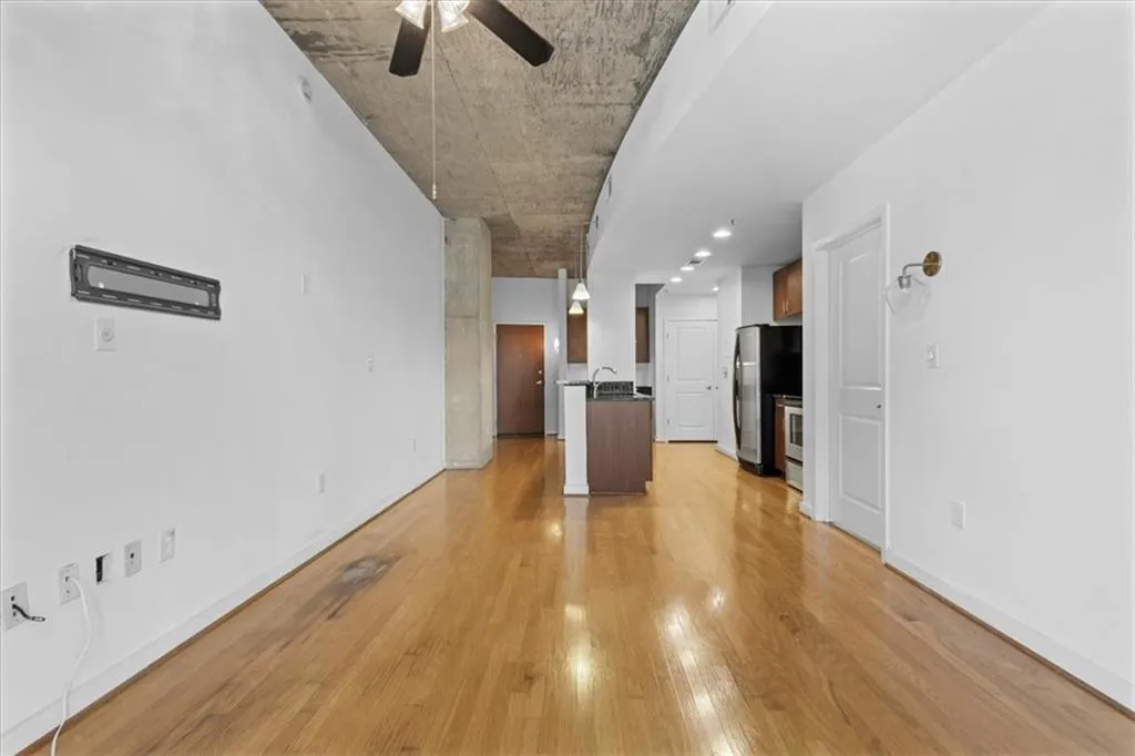 250 Pharr Road Ne Unit 1306, Atlanta, Georgia 30305, 1 Bedroom Bedrooms, 0 ,1 BathroomBathrooms,Residential,For Sale,250 Pharr Road Ne Unit 1306,7729489