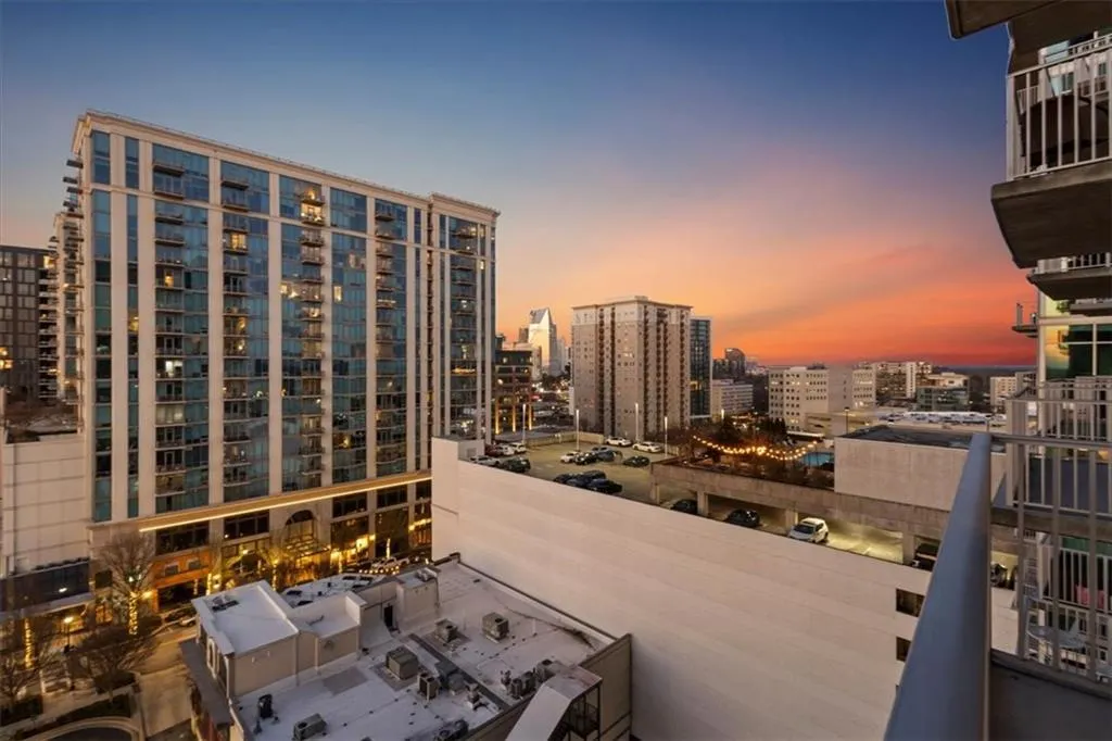 250 Pharr Road Ne Unit 1306, Atlanta, Georgia 30305, 1 Bedroom Bedrooms, 0 ,1 BathroomBathrooms,Residential,For Sale,250 Pharr Road Ne Unit 1306,7729489
