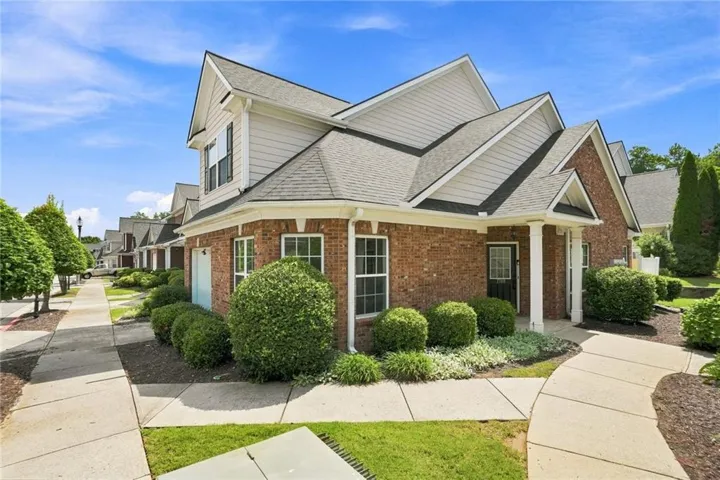 Large Corner - 3 Bedroom Unit with private entry
