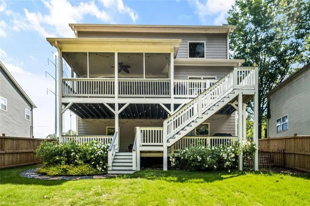 2573 Paul Avenue Nw, Atlanta, Georgia 30318, 5 Bedrooms Bedrooms, ,3 BathroomsBathrooms,Residential,For Sale,2573 Paul Avenue Nw,7587006