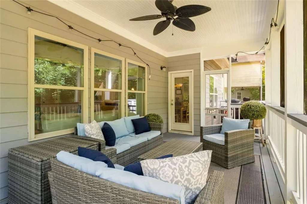 2573 Paul Avenue Nw, Atlanta, Georgia 30318, 5 Bedrooms Bedrooms, ,3 BathroomsBathrooms,Residential,For Sale,2573 Paul Avenue Nw,7587006
