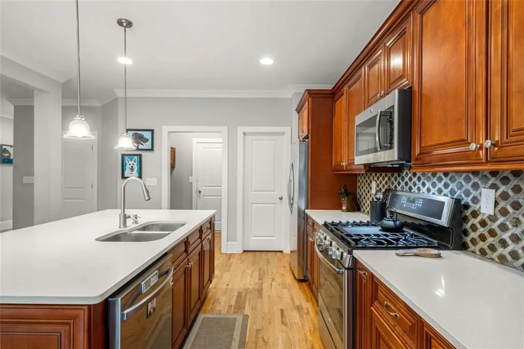 2573 Paul Avenue Nw, Atlanta, Georgia 30318, 5 Bedrooms Bedrooms, ,3 BathroomsBathrooms,Residential,For Sale,2573 Paul Avenue Nw,7587006