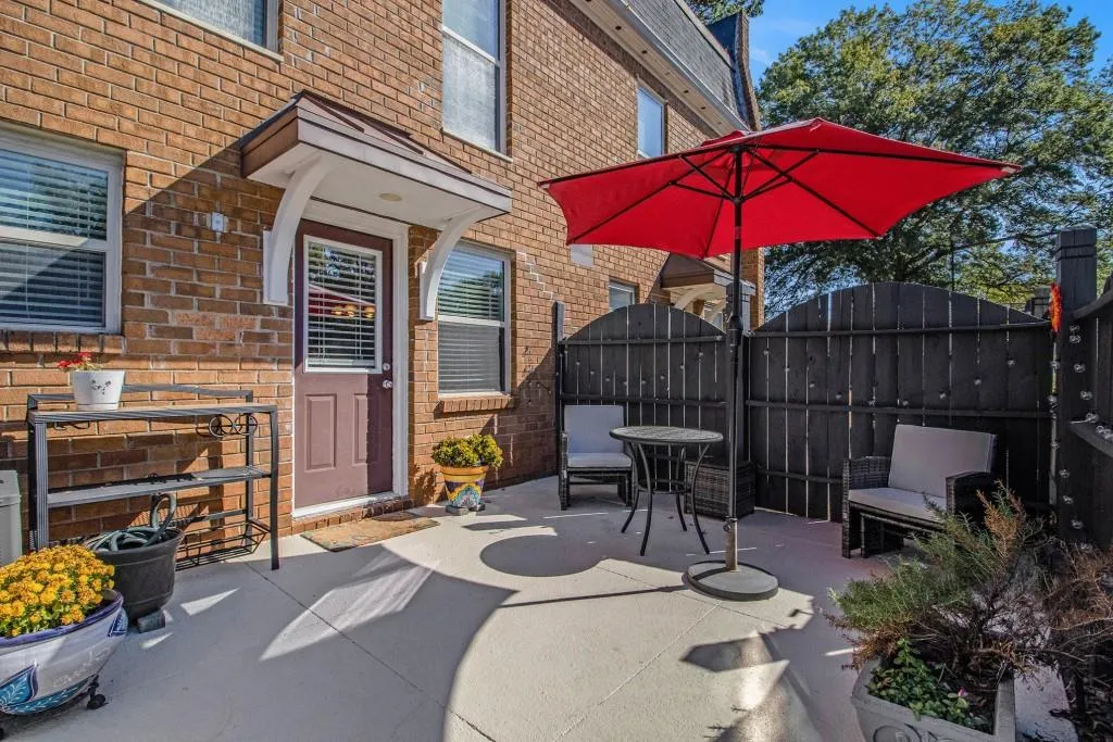 Private Back Patio