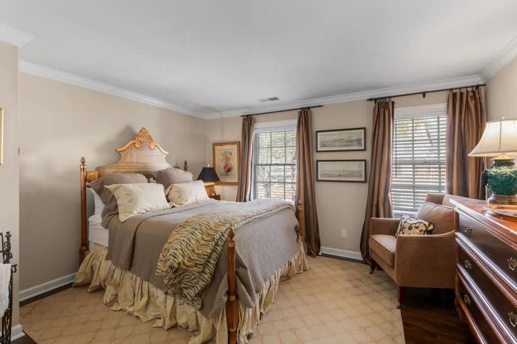 208 Jefferson Circle, Atlanta, Georgia 30328, 3 Bedrooms Bedrooms, ,2 BathroomsBathrooms,Residential,Sold,208 Jefferson Circle,7543114