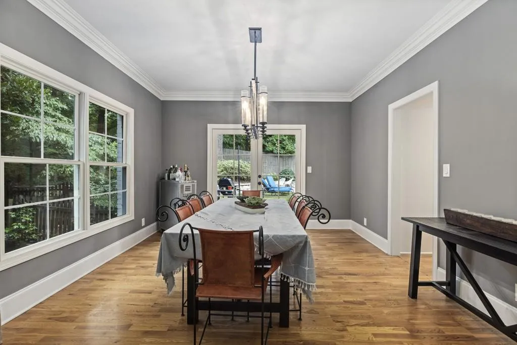 280 Seamarsh Court, Sandy Springs, Georgia 30328, 4 Bedrooms Bedrooms, ,3 BathroomsBathrooms,Residential,Sold,280 Seamarsh Court,6906980