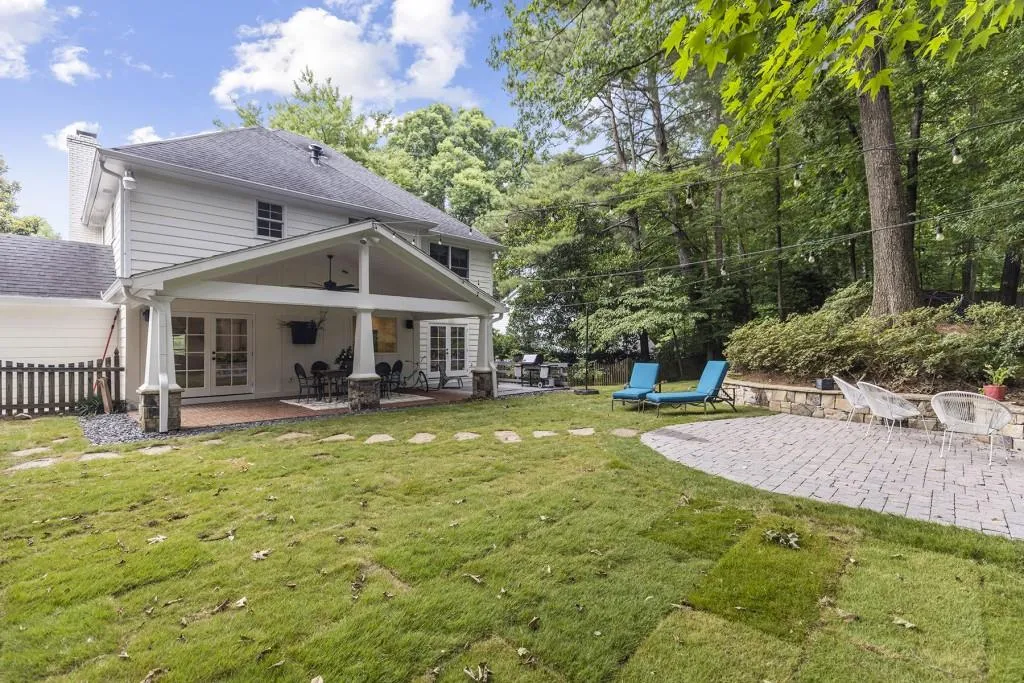 280 Seamarsh Court, Sandy Springs, Georgia 30328, 4 Bedrooms Bedrooms, ,3 BathroomsBathrooms,Residential,Sold,280 Seamarsh Court,6906980
