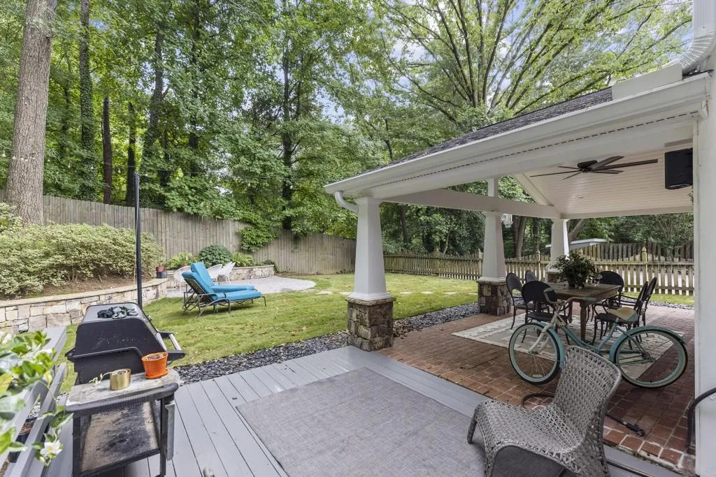 280 Seamarsh Court, Sandy Springs, Georgia 30328, 4 Bedrooms Bedrooms, ,3 BathroomsBathrooms,Residential,Sold,280 Seamarsh Court,6906980