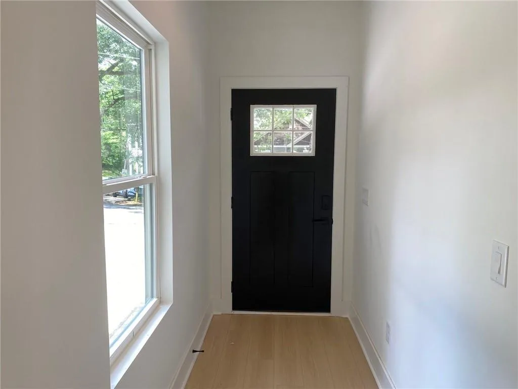 2167 Main Street Nw, Atlanta, Georgia 30318, 5 Bedrooms Bedrooms, ,2 BathroomsBathrooms,Residential,For Sale,2167 Main Street Nw,7573867