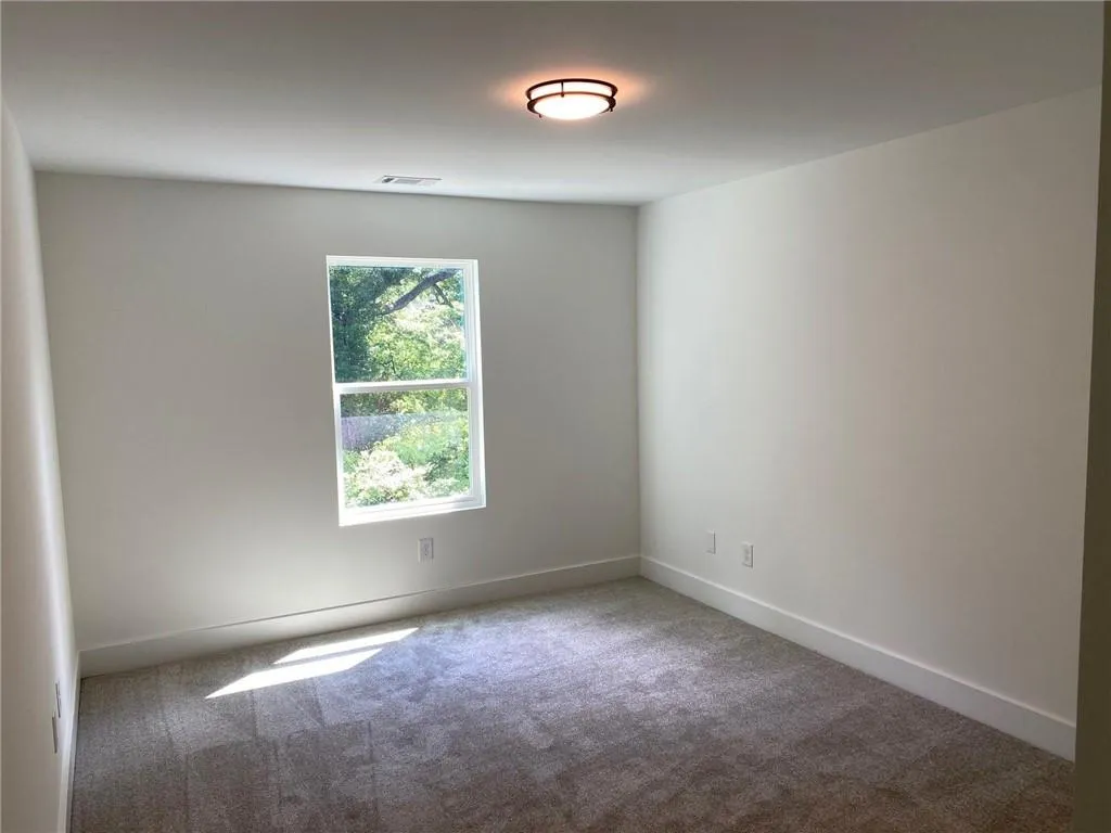 2167 Main Street Nw, Atlanta, Georgia 30318, 5 Bedrooms Bedrooms, ,2 BathroomsBathrooms,Residential,For Sale,2167 Main Street Nw,7573867