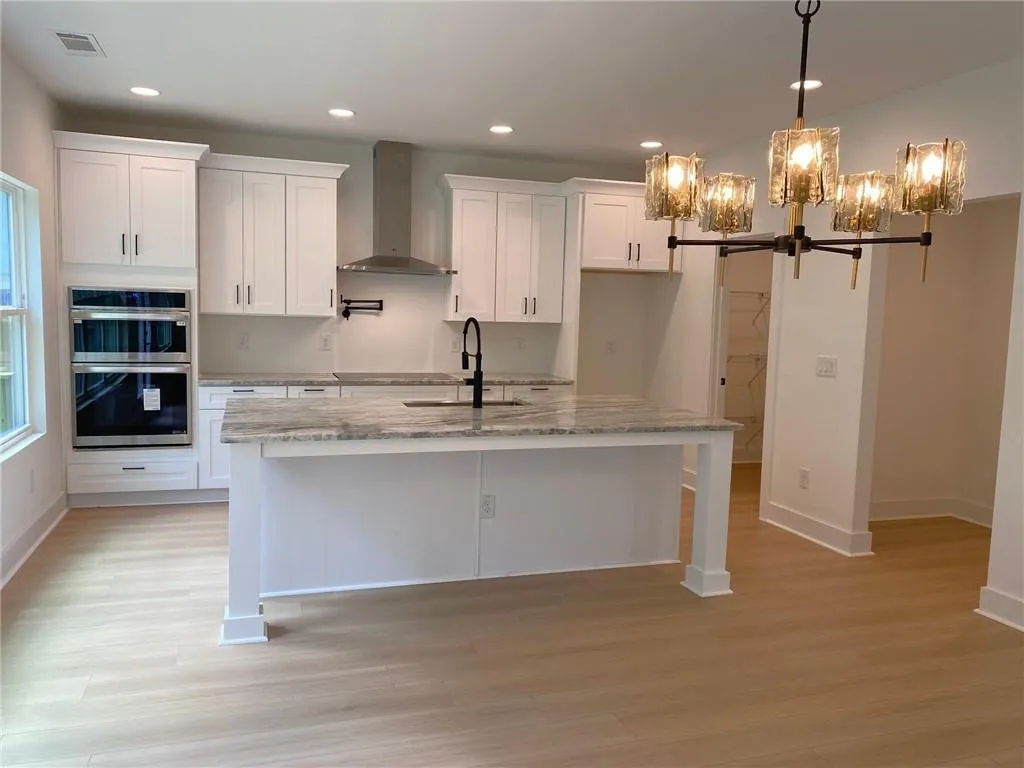 2167 Main Street Nw, Atlanta, Georgia 30318, 5 Bedrooms Bedrooms, ,2 BathroomsBathrooms,Residential,For Sale,2167 Main Street Nw,7573867