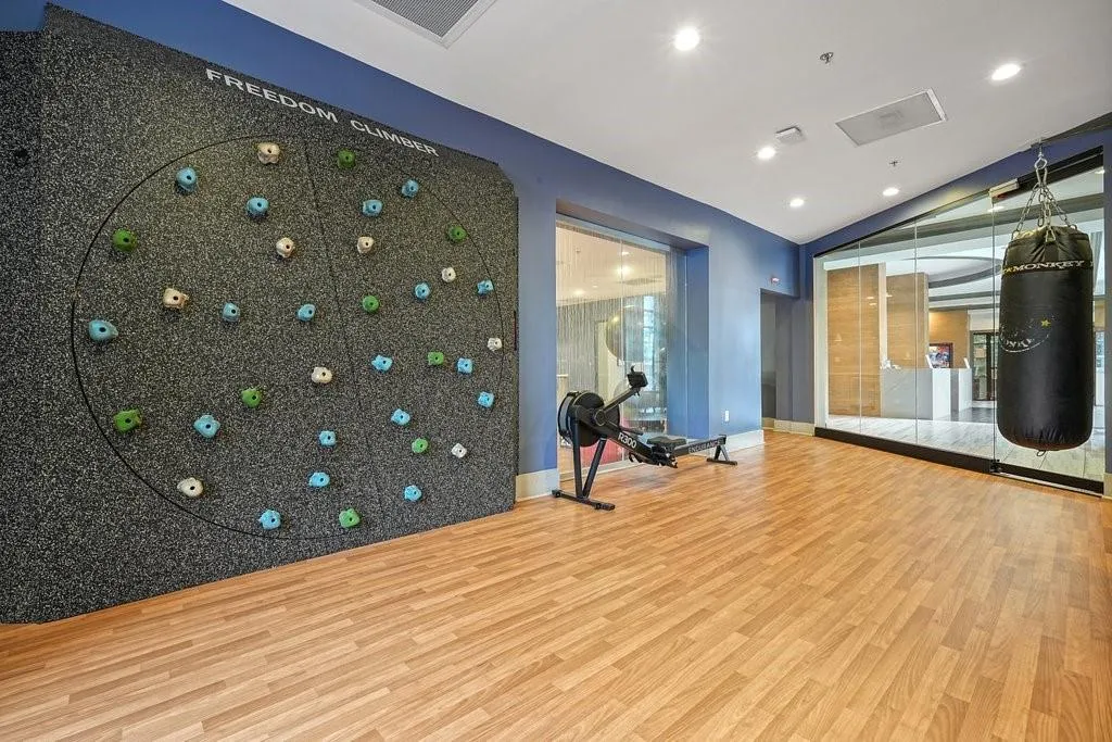 795 Hammond Drive Unit 709, Atlanta, Georgia 30328, 1 Bedroom Bedrooms, ,1 BathroomBathrooms,Residential,Sold,795 Hammond Drive Unit 709,7528497