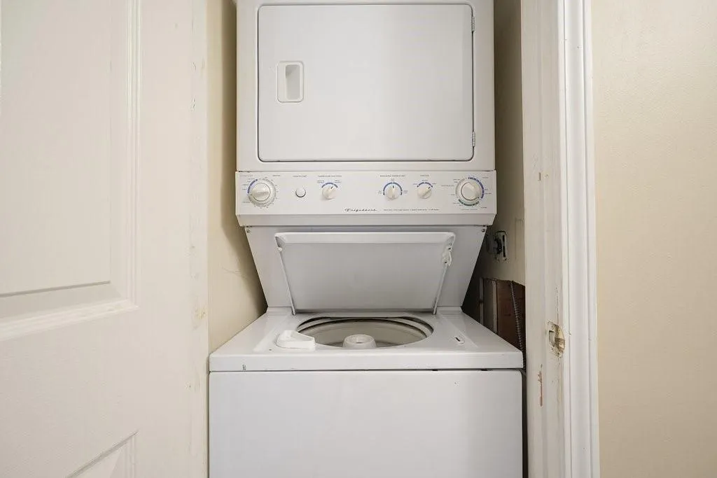 795 Hammond Drive Unit 709, Atlanta, Georgia 30328, 1 Bedroom Bedrooms, ,1 BathroomBathrooms,Residential,Sold,795 Hammond Drive Unit 709,7528497