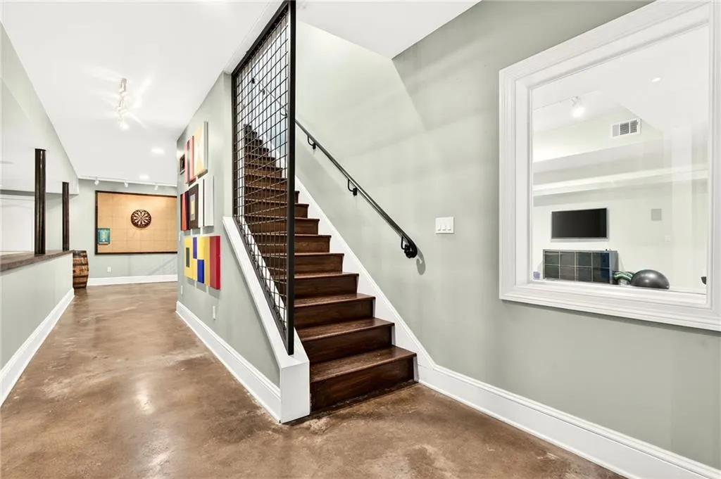 5759 Riverside Drive, Atlanta, Georgia 30327, 5 Bedrooms Bedrooms, ,5 BathroomsBathrooms,Residential,For Sale,5759 Riverside Drive,7721011