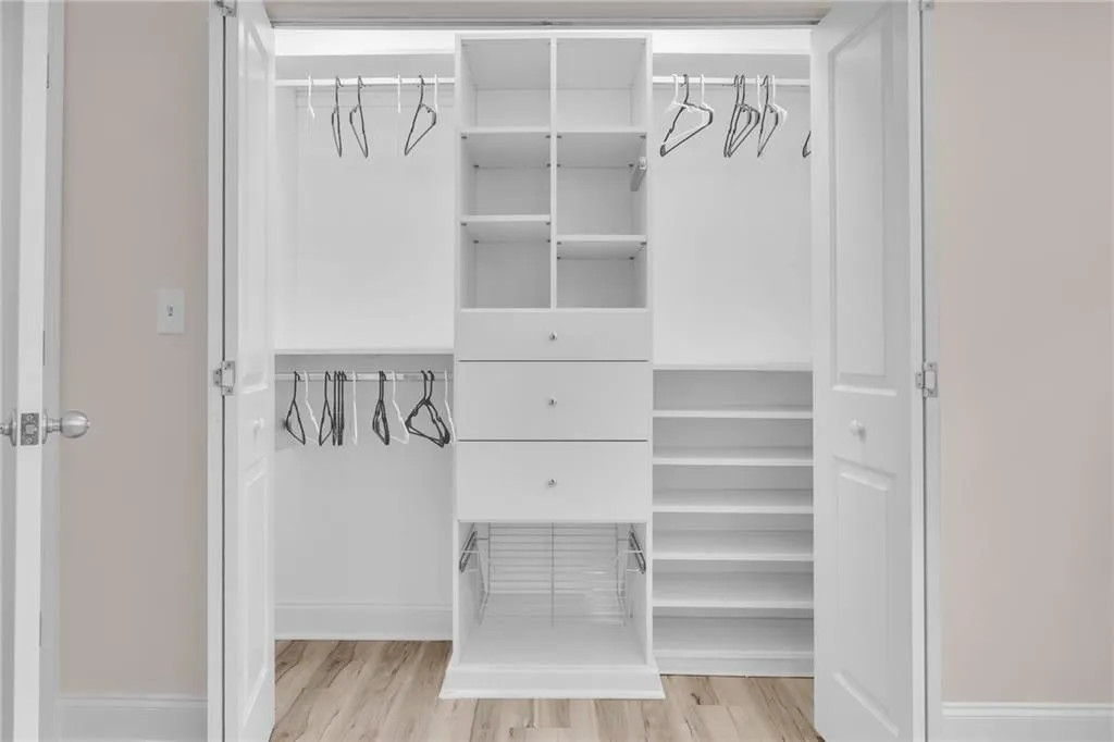 750 Dalrymple Road Unit J5, Sandy Springs, Georgia 30328, 2 Bedrooms Bedrooms, ,2 BathroomsBathrooms,Residential,Sold,750 Dalrymple Road Unit J5,7107473