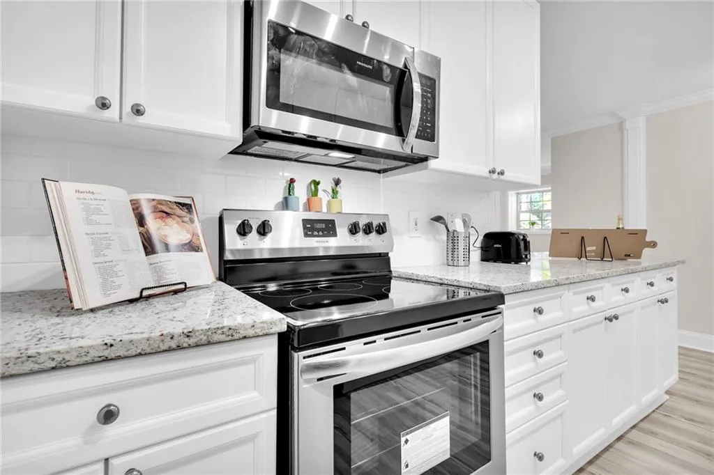 750 Dalrymple Road Unit J5, Sandy Springs, Georgia 30328, 2 Bedrooms Bedrooms, ,2 BathroomsBathrooms,Residential,Sold,750 Dalrymple Road Unit J5,7107473