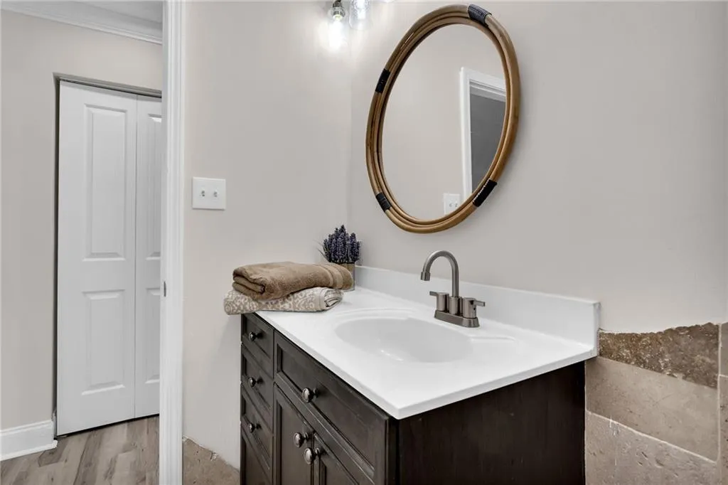 750 Dalrymple Road Unit J5, Sandy Springs, Georgia 30328, 2 Bedrooms Bedrooms, ,2 BathroomsBathrooms,Residential,Sold,750 Dalrymple Road Unit J5,7107473