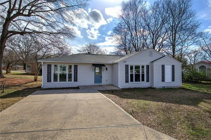 30 Grove Circle, Cartersville, Georgia 30120