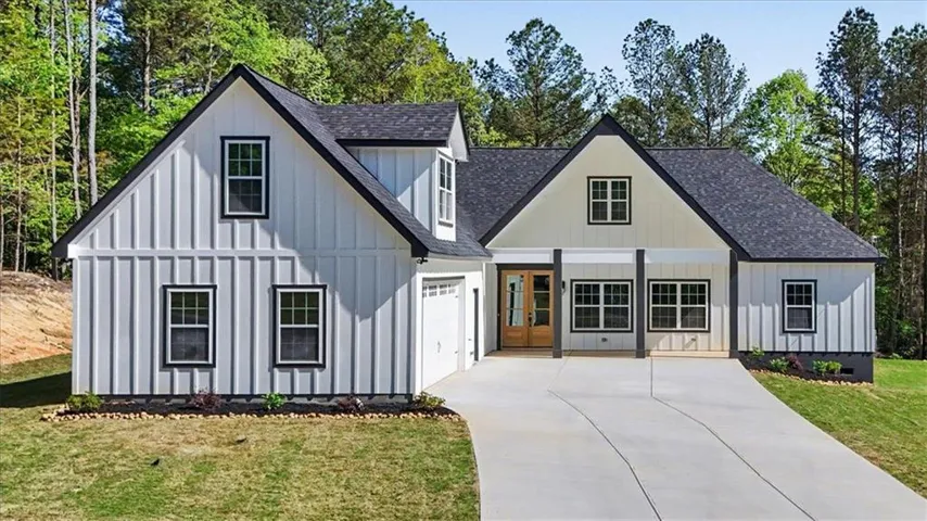 242 Mulberry Lane, Lindale, Georgia 30147