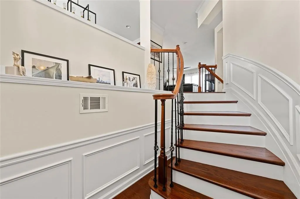 2525 Friar Tuck Lane Se Unit 5/2, Smyrna, Georgia 30339, 3 Bedrooms Bedrooms, ,3 BathroomsBathrooms,Residential,For Sale,2525 Friar Tuck Lane Se Unit 5/2,7626664