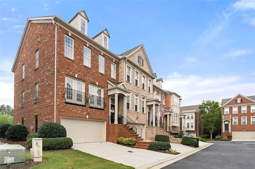 2525 Friar Tuck Lane Se Unit 5/2, Smyrna, Georgia 30339, 3 Bedrooms Bedrooms, ,3 BathroomsBathrooms,Residential,For Sale,2525 Friar Tuck Lane Se Unit 5/2,7626664