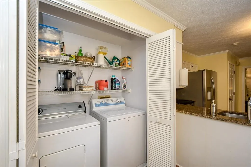 9105 Carroll Manor Drive, Sandy Springs, Georgia 30350, 3 Bedrooms Bedrooms, ,2 BathroomsBathrooms,Residential,Sold,9105 Carroll Manor Drive,6040817 9105 Carroll Manor Drive, Sandy Springs, Georgia 30350, 3 Bedrooms Bedrooms, ,2 BathroomsBathrooms,Residential,Sold,9105 Carroll Manor Drive,6040817