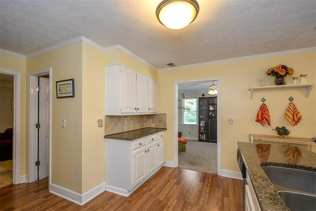 9105 Carroll Manor Drive, Sandy Springs, Georgia 30350, 3 Bedrooms Bedrooms, ,2 BathroomsBathrooms,Residential,Sold,9105 Carroll Manor Drive,6040817 9105 Carroll Manor Drive, Sandy Springs, Georgia 30350, 3 Bedrooms Bedrooms, ,2 BathroomsBathrooms,Residential,Sold,9105 Carroll Manor Drive,6040817