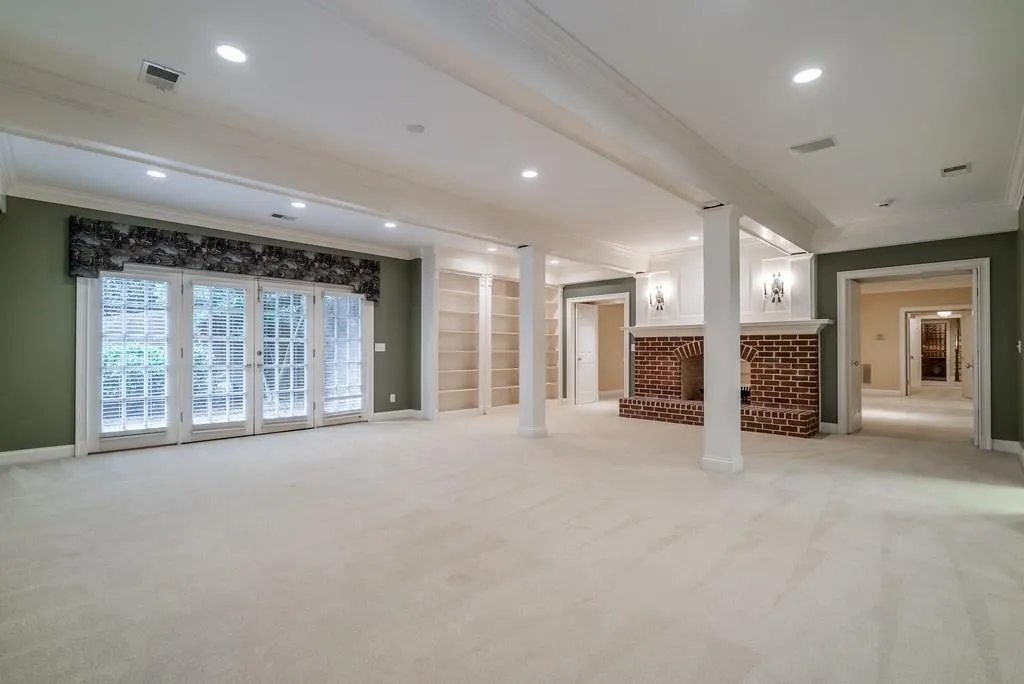 400 Windship Place, Atlanta, Georgia 30327, 7 Bedrooms Bedrooms, ,8 BathroomsBathrooms,Residential,Sold,400 Windship Place,6066645