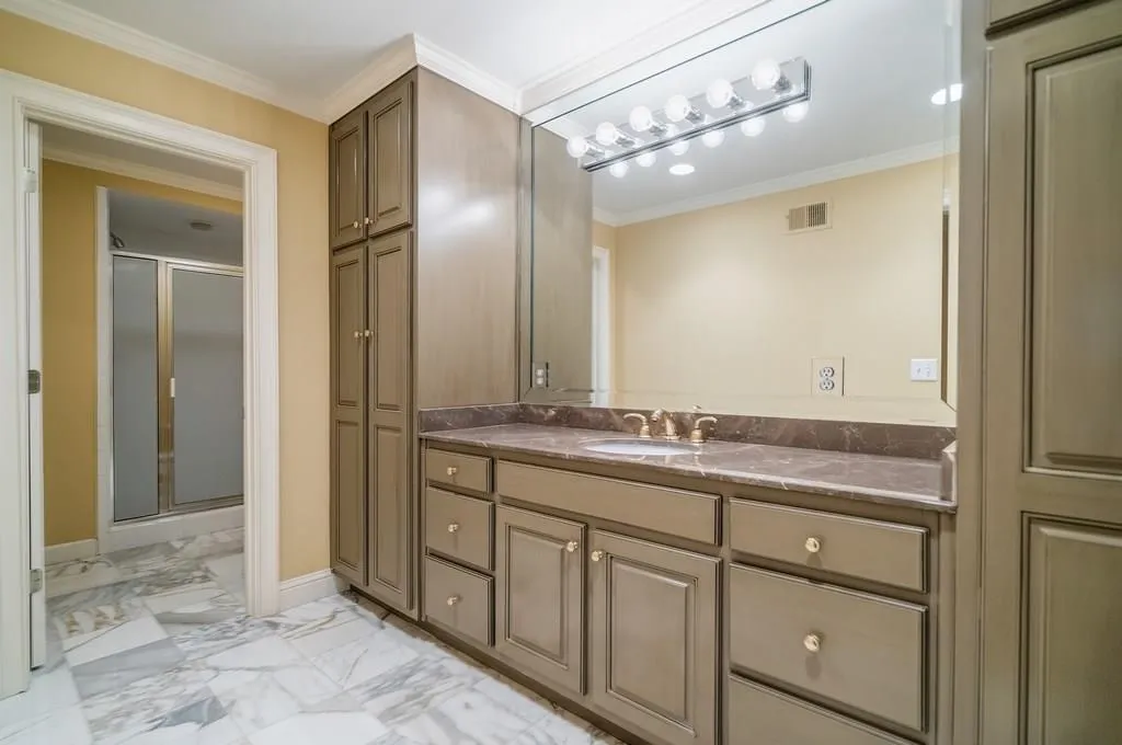 400 Windship Place, Atlanta, Georgia 30327, 7 Bedrooms Bedrooms, ,8 BathroomsBathrooms,Residential,Sold,400 Windship Place,6066645