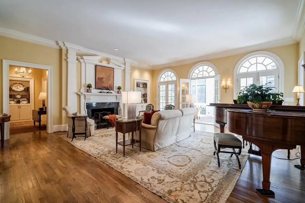 400 Windship Place, Atlanta, Georgia 30327, 7 Bedrooms Bedrooms, ,8 BathroomsBathrooms,Residential,Sold,400 Windship Place,6066645